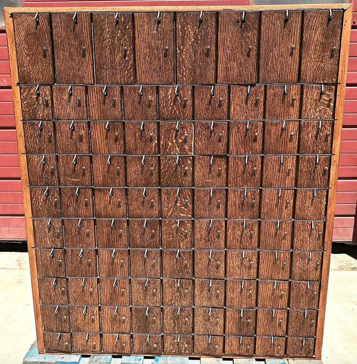 RARE 1950s VINTAGE 88 CUBICLE MAILBOX CABINET 53Hx 45Wx36D OAK Wine FREE SHIP