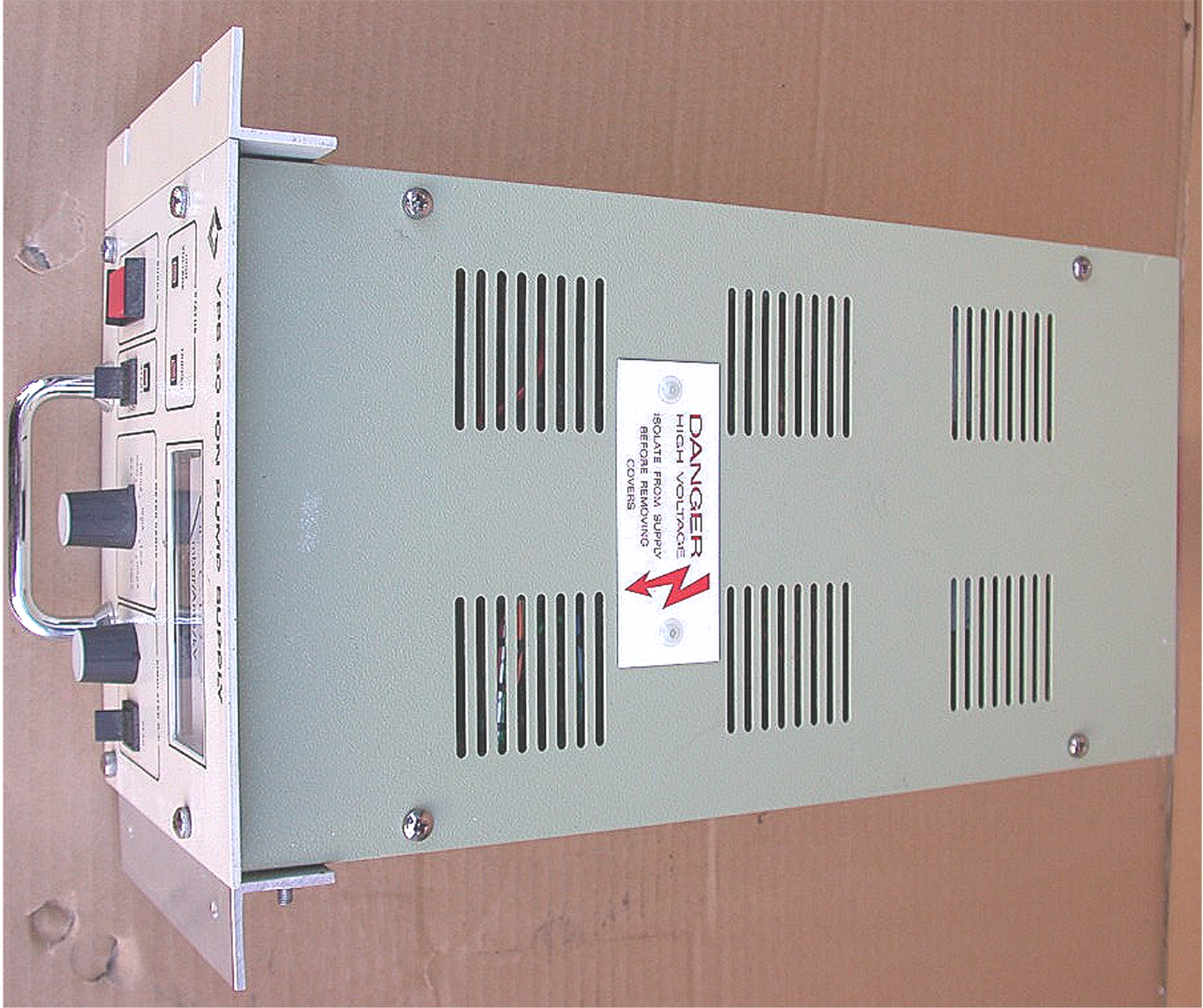 VG ELECTRONICS VPS60 ION 8000-VOLTS HIGH VOLTAGE DC POWER SUPPLY mbar/Amp/kV