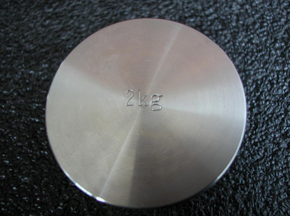 TROEMNER CALIBRATION WEIGHT 2KG KG KILOGRAM PLUS PROTECTIVE CASE FREE SHIPPING