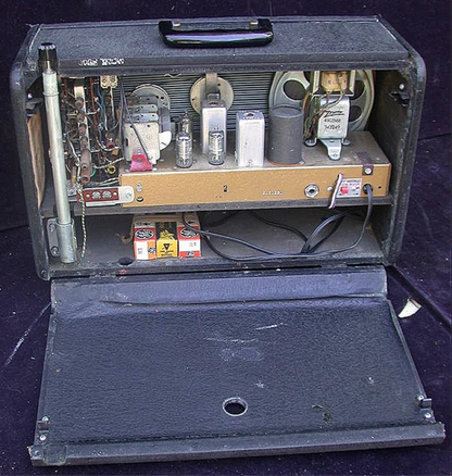 1951 ZENITH H500 TRANS OCEANIC WAVEMAGNETIC VACUUM TUBE AM BROADCAST SW RADIO