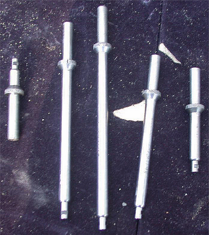 TUBULAR MICROMETER CO. CALIPER & WOOD CASE 12" - 18" 0.0001" TUMICO SPINDLE ROD