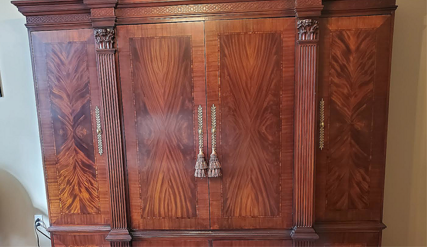 MAHOGANY ENTERTAINMENT CENTER FREE SHIP