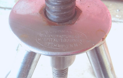 VINTAGE BLICKMAN STAINLESS STEEL MEDICAL LAB TATOO VETERINARY STOOL FREE SHIP