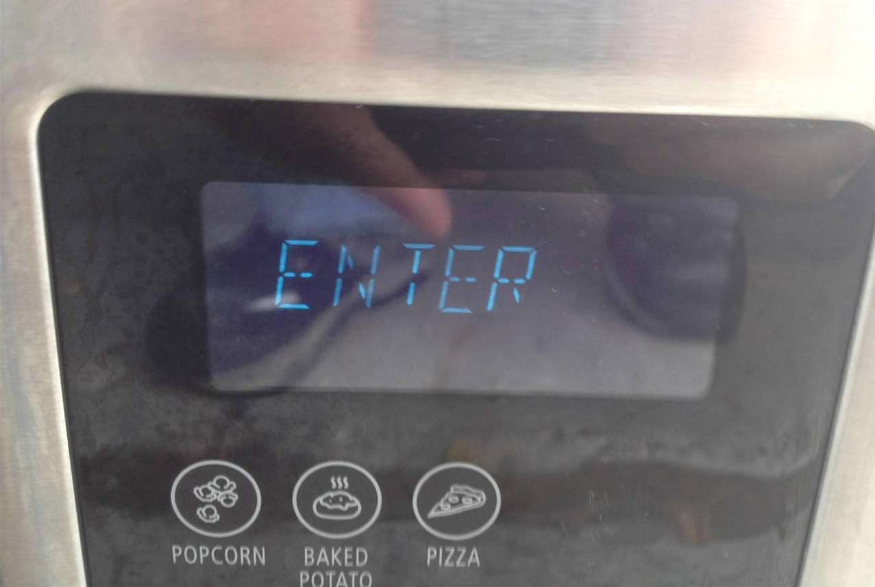 WHIRLPOOL MICROWAVE 1.6 cu.ft. MODEL WMH1164XWS OVEN Wonderful Condition