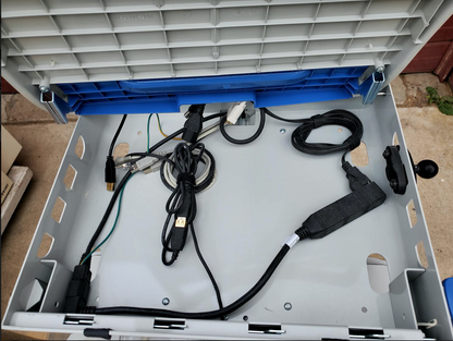 RUBBERMAID 4170097 ROLL STAND MEDICAL LAPTOP VARIABLE HEIGHT AC CART FREE SHIP