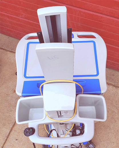 RUBBERMAID 4170097 ROLL STAND MEDICAL LAPTOP VARIABLE HEIGHT AC CART FREE SHIP