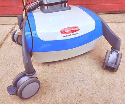 RUBBERMAID 1781127 ROLL STAND MEDICAL LAPTOP VARIABLE HEIGHT AC CART FREE SHIP