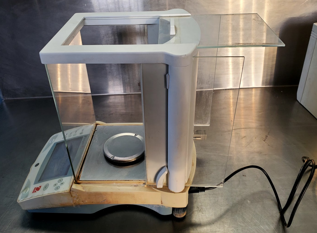 OHAUS Model VP114CN VOYAGER PRO BALANCE 410 g x 0.001 g WATCH VIDEO FREE SHIP