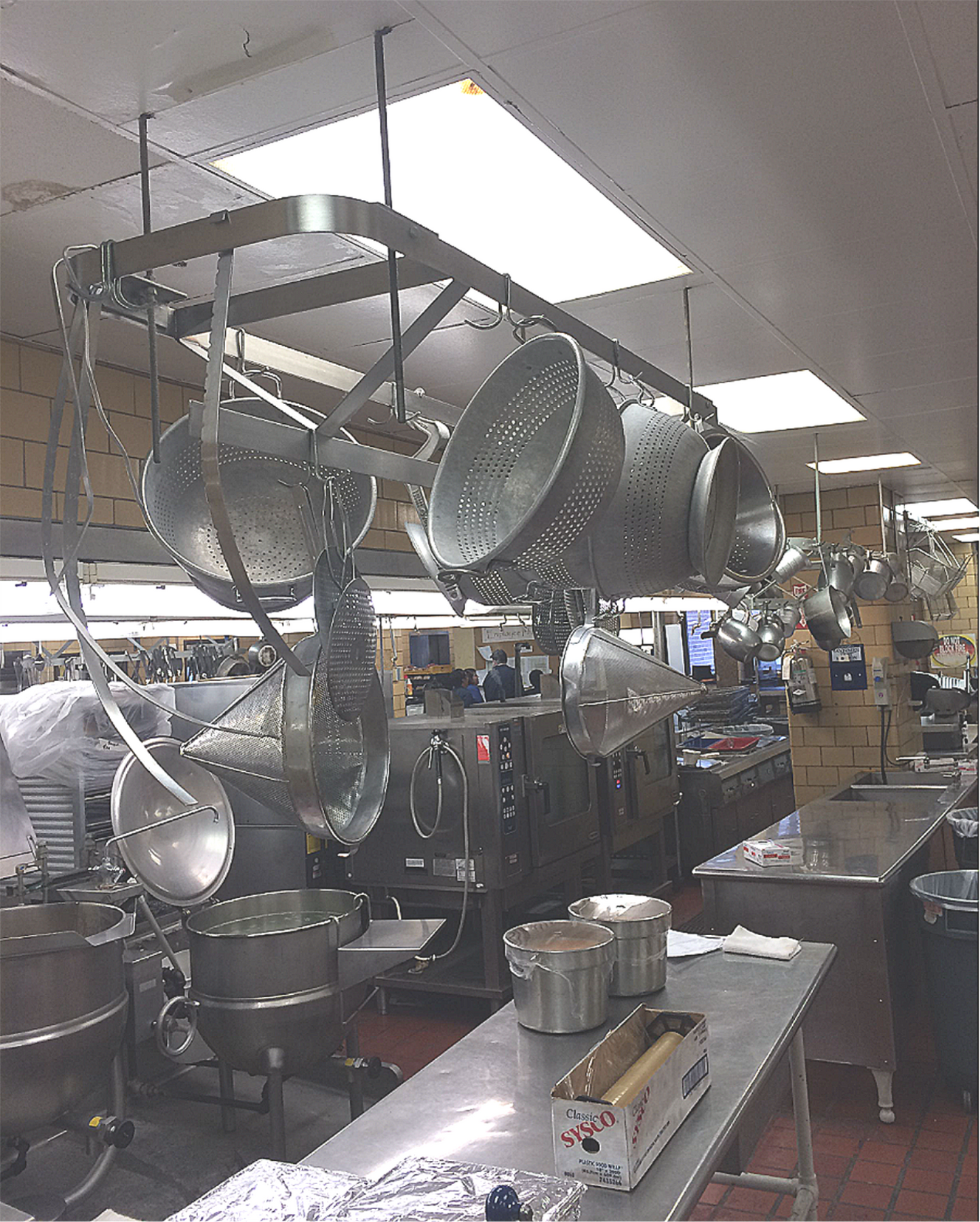 RARE VINTAGE 10FT WIDE STAINL STEEL KITCHEN POT HOLDER RACK BRASS HOOKS FREESHIP