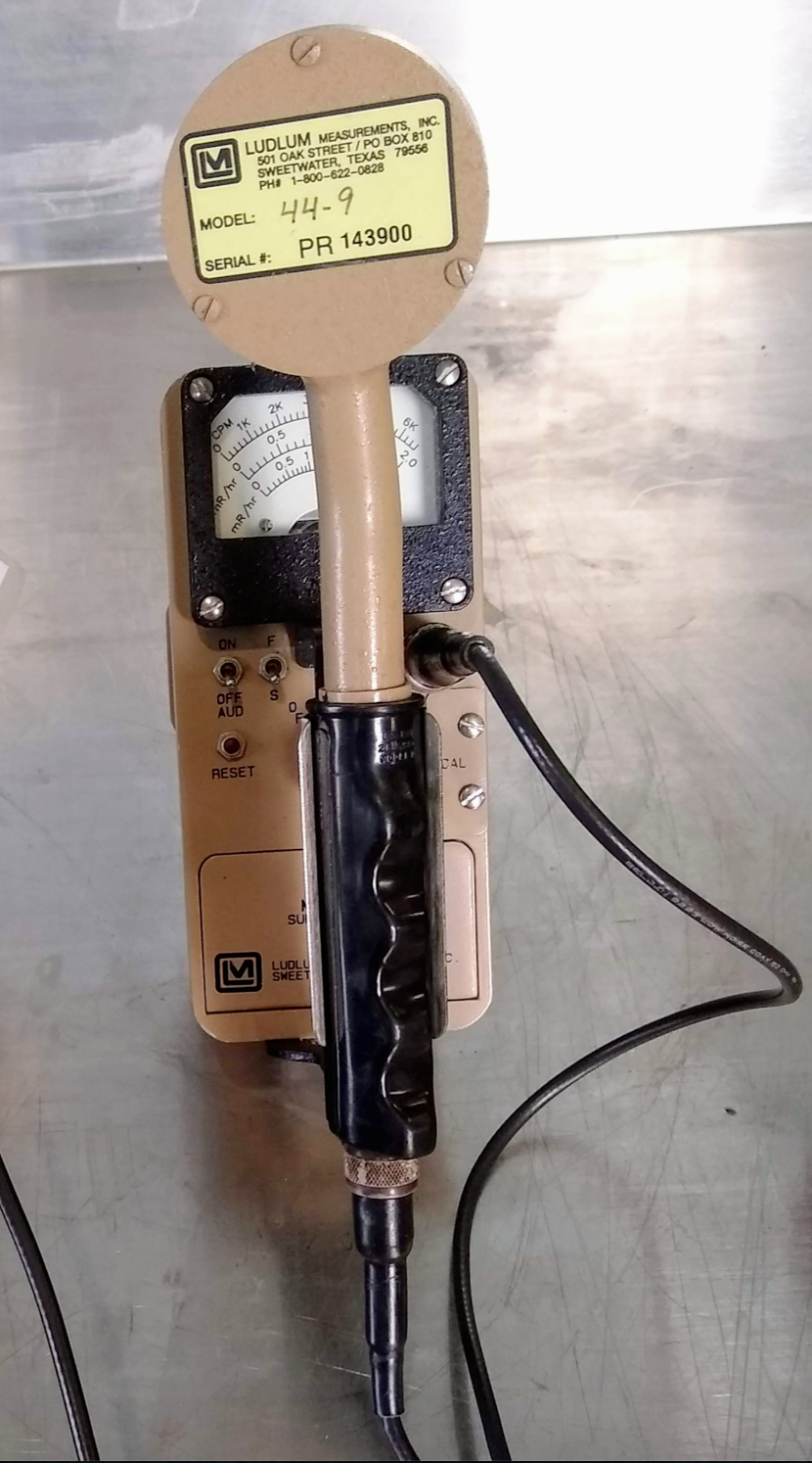 LUDLUM 3 SURVEY METER & 44-9 ALPHA BETA GAMMA RADIATION DETECTOR MANUAL FREESHIP