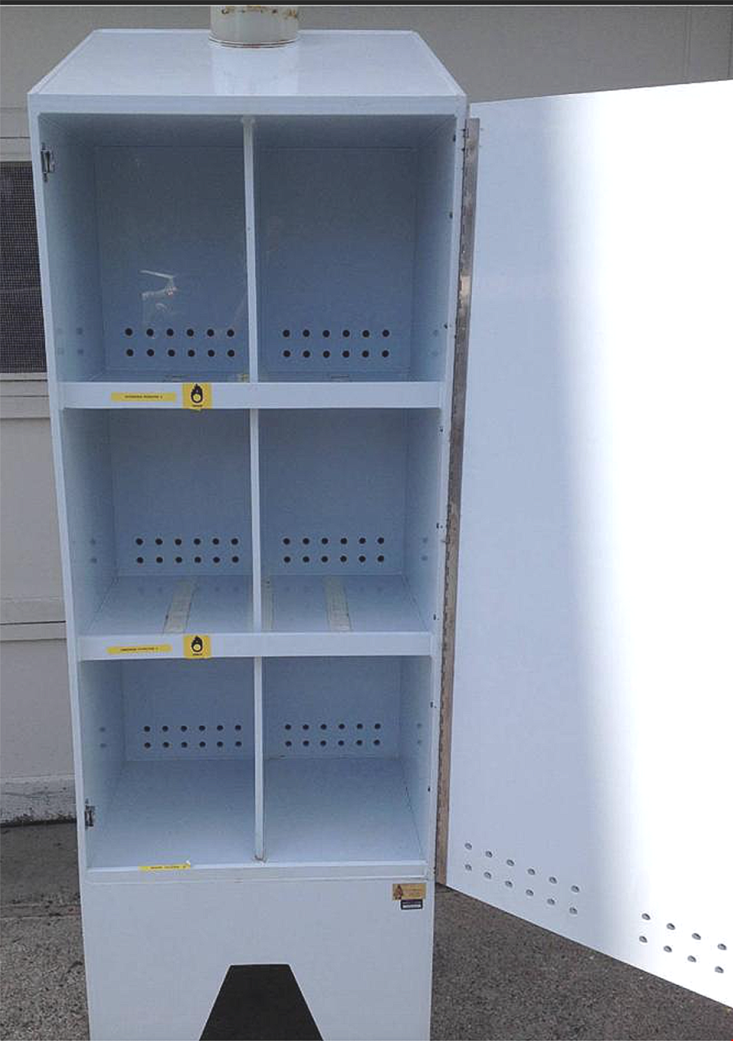 POLYURETHANE CHEMICAL CLEAN ROOM OXIDIZER STORAGE CABINET 79x24x31 OSHA FREESHIP