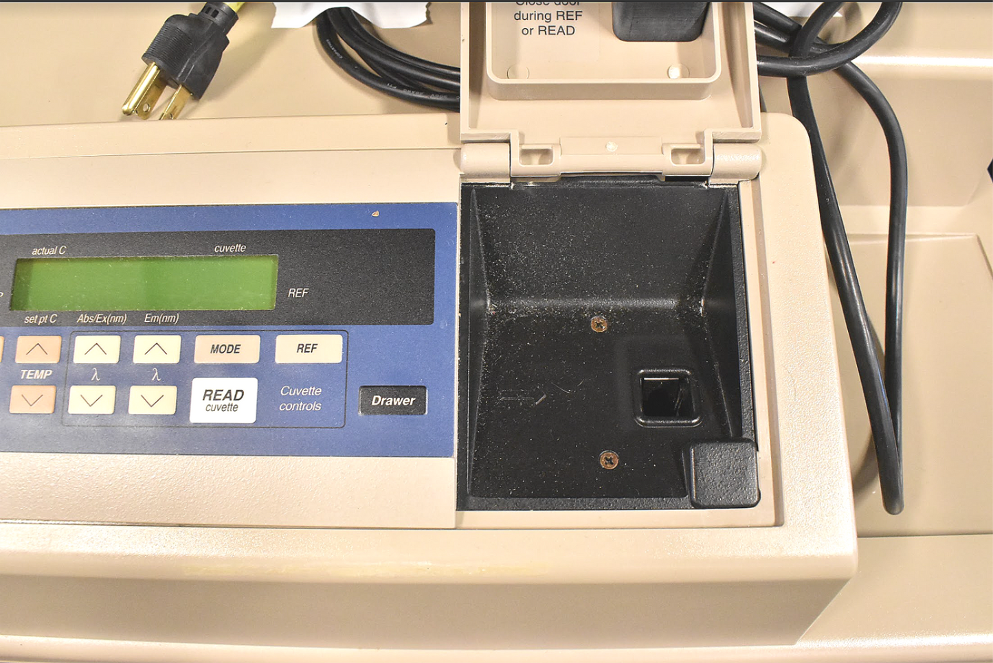 MOLECULAR DEVICES SPECTRAMAX M5 MICROPLATE READER HTRF UPGRADEABLE WATCH VIDEO