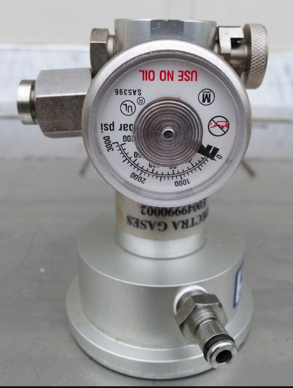 SPECTRA GASES GAS REGULATOR FLOW SHUT OFF CONTROL GAUGE VALVE 3000 Psi FREE SHIP
