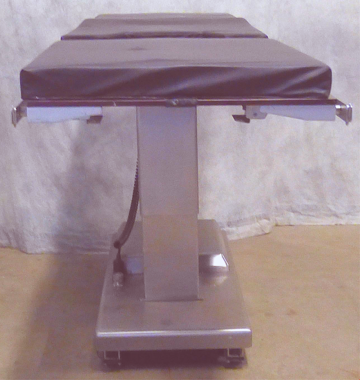 SKYTRON 3100 MEDICAL SURGERY POWER TABLE 500lbCapac +2STERIS ARMBOARD WATCHVIDEO