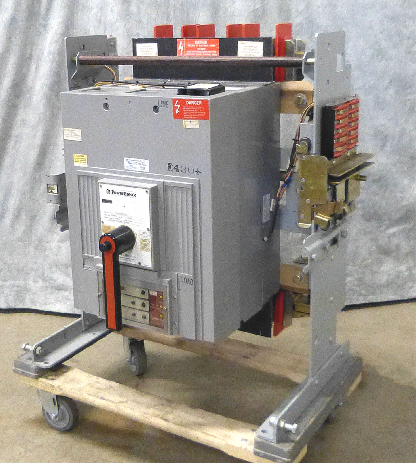 GE POWER BREAK 3000 AMP CIRCUIT FRAME CATEGORY Number: TPVVF8630FCEIC FREE SHIP