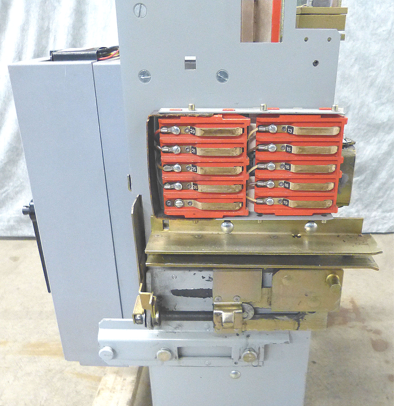 GE POWER BREAK 3000 AMP CIRCUIT FRAME CATEGORY Number: TPVVF8630FCEIC FREE SHIP