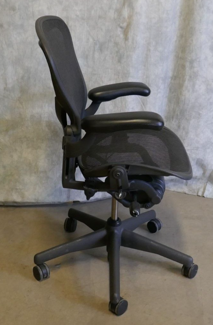 HERMAN MILLER AERO CHAIRs BLACK Size B Chadwick & Bill Stumpf FREE SHIP