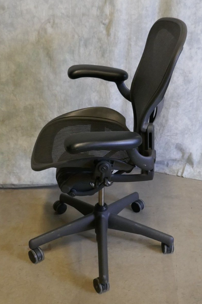 HERMAN MILLER AERO CHAIRs BLACK Size B Chadwick & Bill Stumpf FREE SHIP