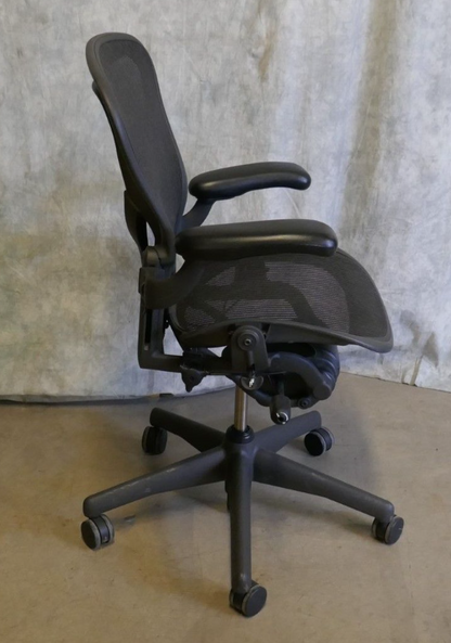 HERMAN MILLER AERO CHAIRs BLACK Size B Chadwick & Bill Stumpf FREE SHIP