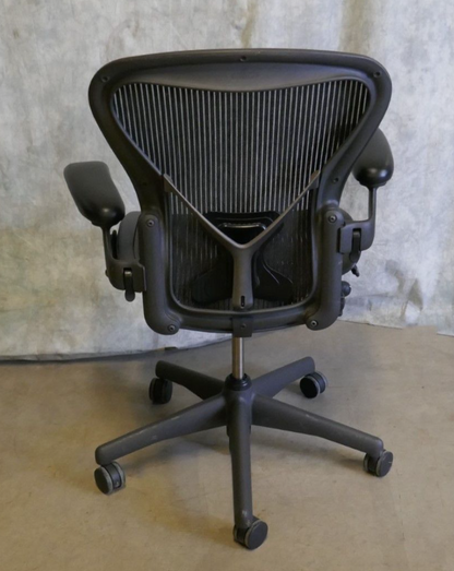 HERMAN MILLER AERO CHAIRs BLACK Size B Chadwick & Bill Stumpf FREE SHIP