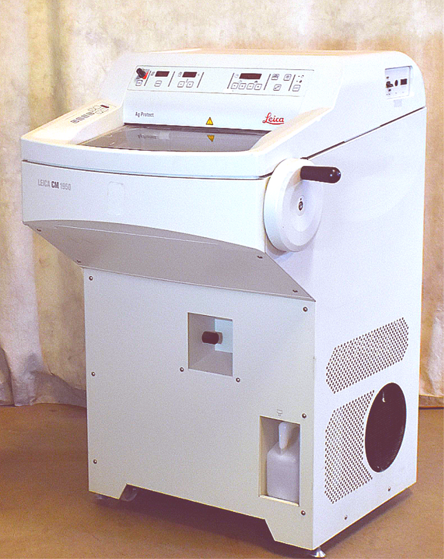 LEICA CM1950 CRYOSTAT VACUUM UV ULTRAVIOLET 60 Hz 120V 90DAYWARRANTY WATCH-VIDEO