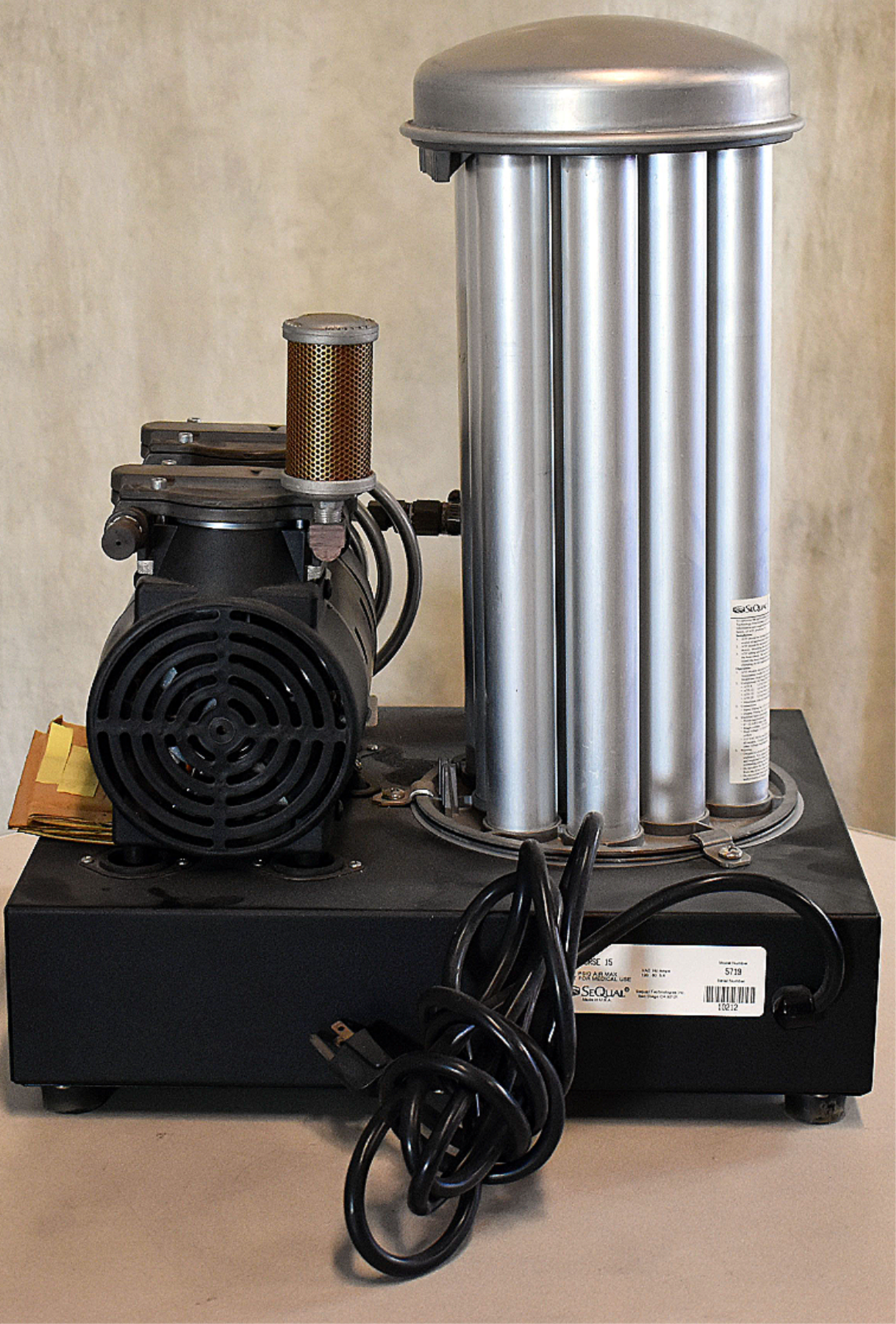 100% SEQUAL WORKHORSE 15 OXYGEN GENERATOR -LOW HOURS- 90-DAYWARRANTY WATCH VIDEO