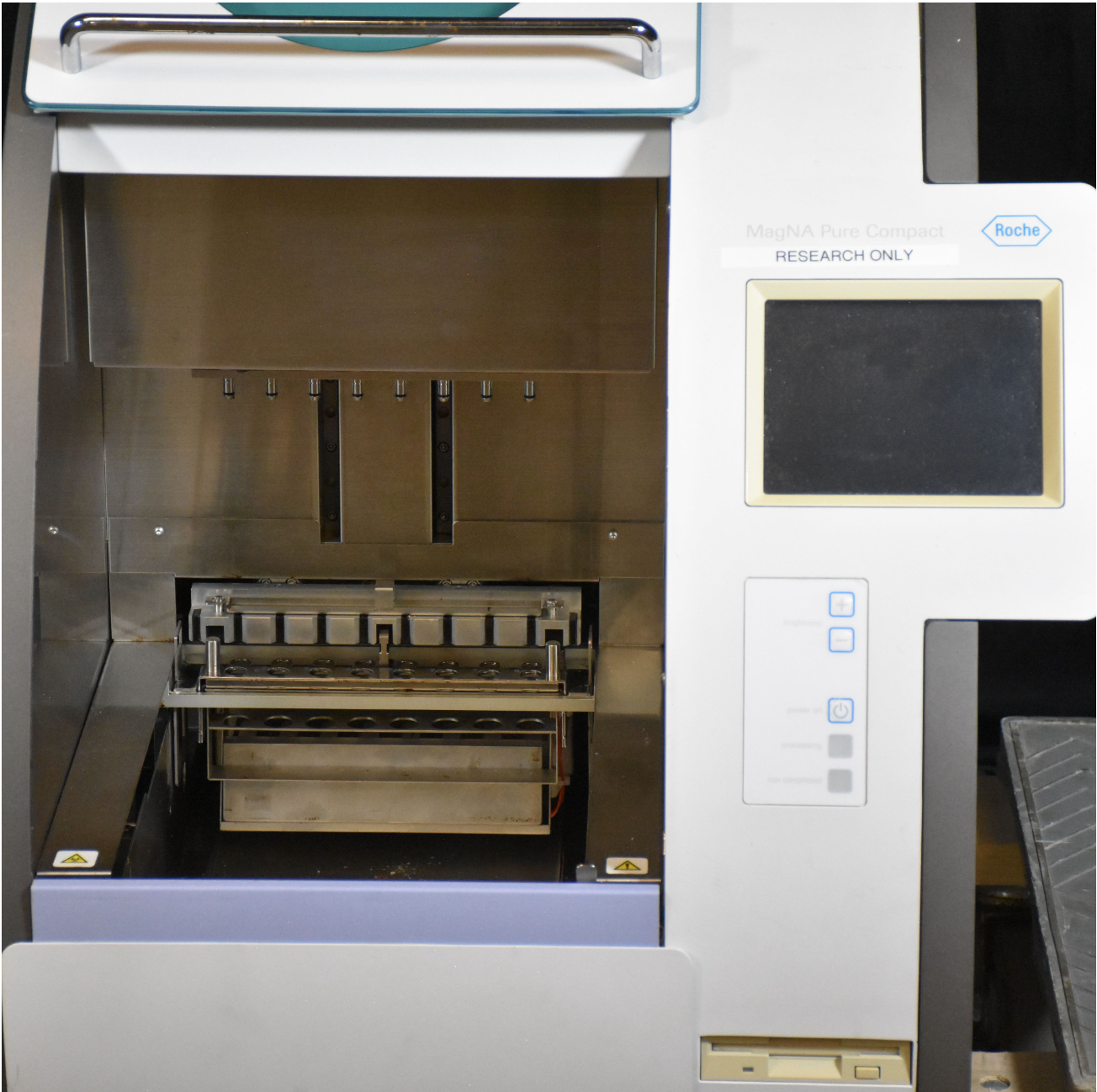 90DAYWARRANTY ROCHE MAGNA PURE COMPACT NUCLEIC ACID PURIFICATION SYSTEM FREESHIP