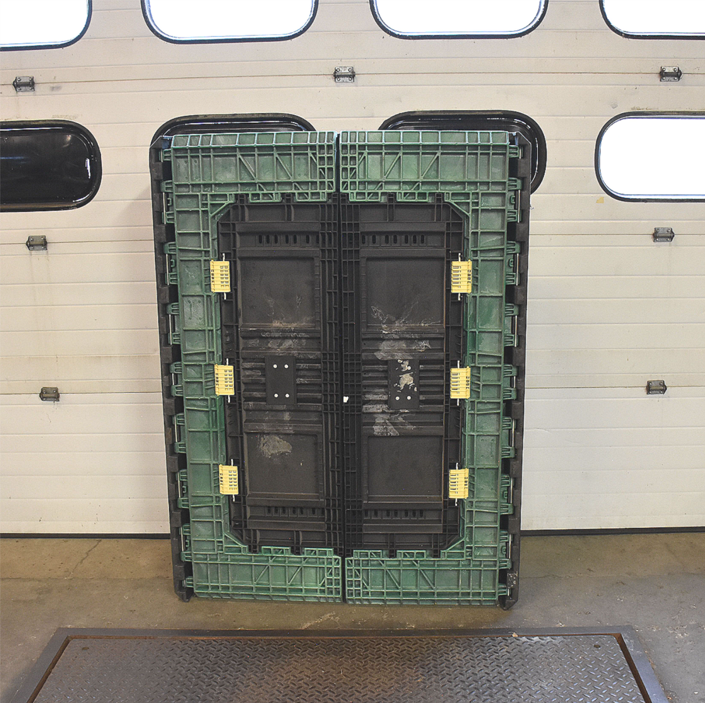 RARE 1500LBS ROPAK COLLAPSIBLE BULK CRATE STACKABLE PLASTIC 65"x50"x34" FREESHIP