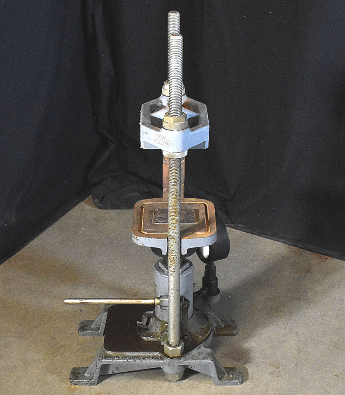 FRED S CARVER Model B 24 TON LABORATORY PRESSURE PRESS 90DAYWARRANTY FREE SHIP