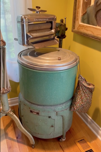 VINTAGE RARE 1930s BLACKSTONE WASHING MACHINE w/ WRINGER & DRYING STAND FREESHIP