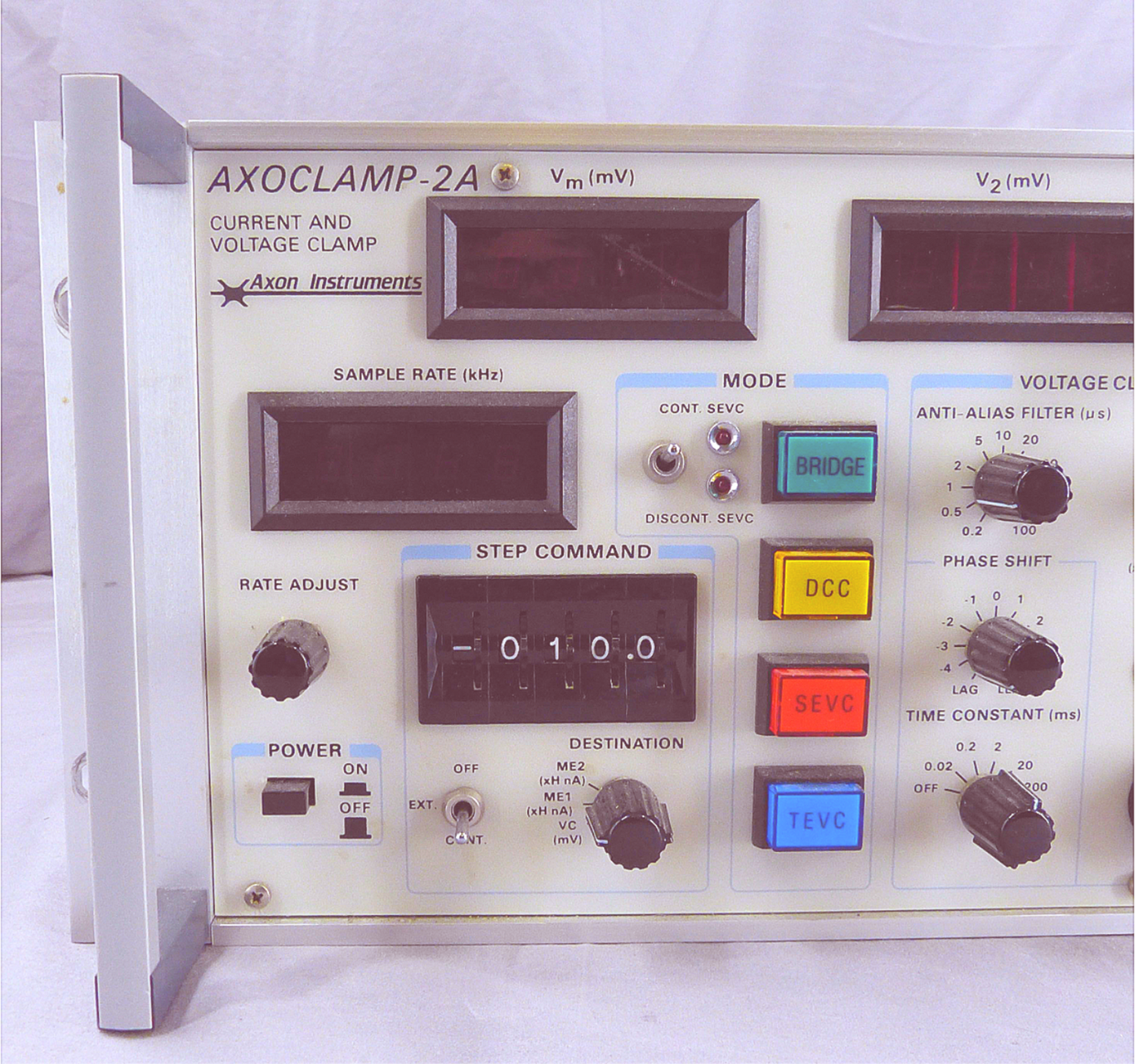 AXON INSTRUMENTS AXOCLAMP-2A ELECTRODE VOLT CLAMP & ORIGINAL MANUAL 90DAYWARRANT