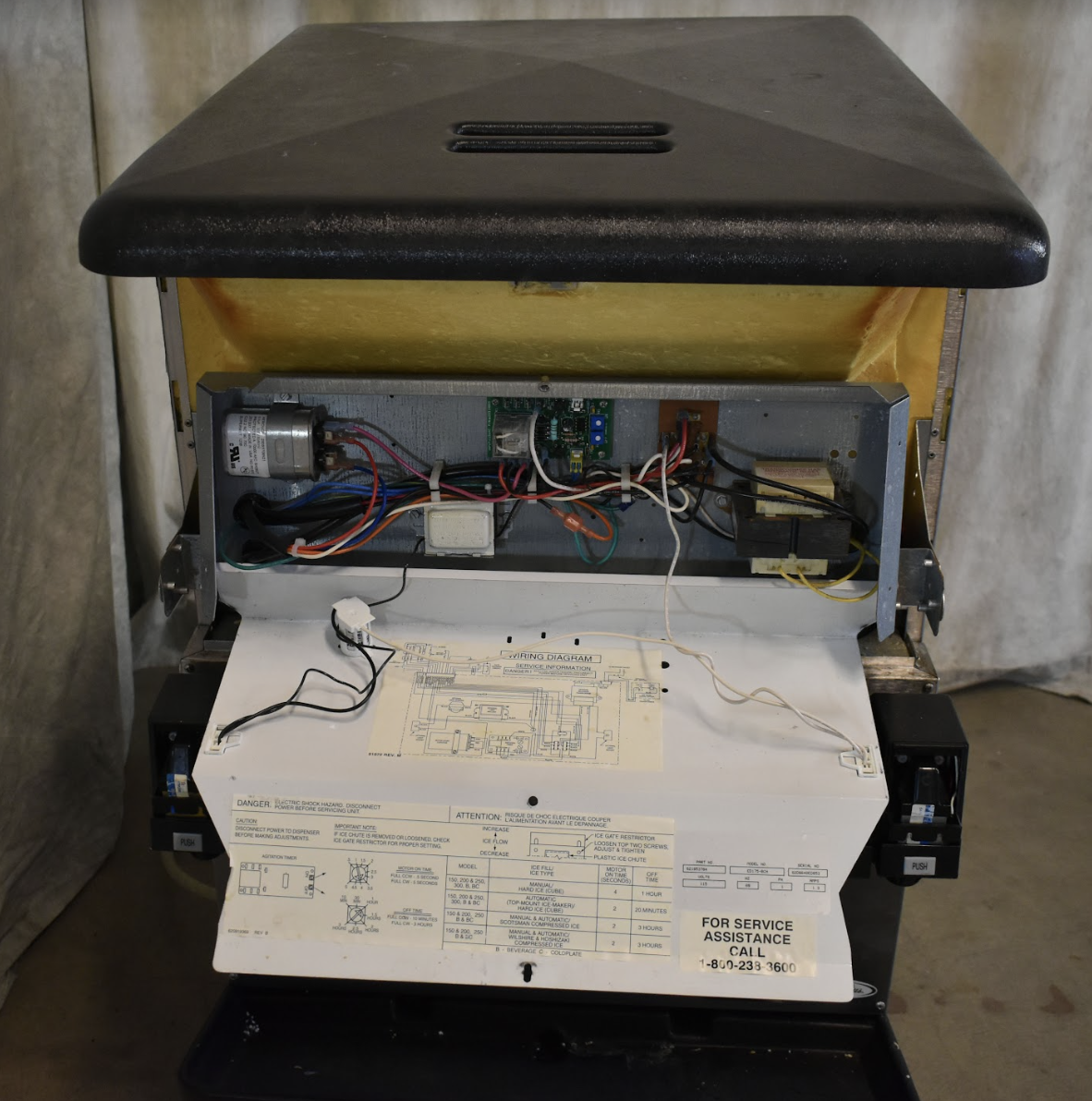 CORNELLIUS PFS7323 POP DISPENSING MCHINE WATCH VIDEO