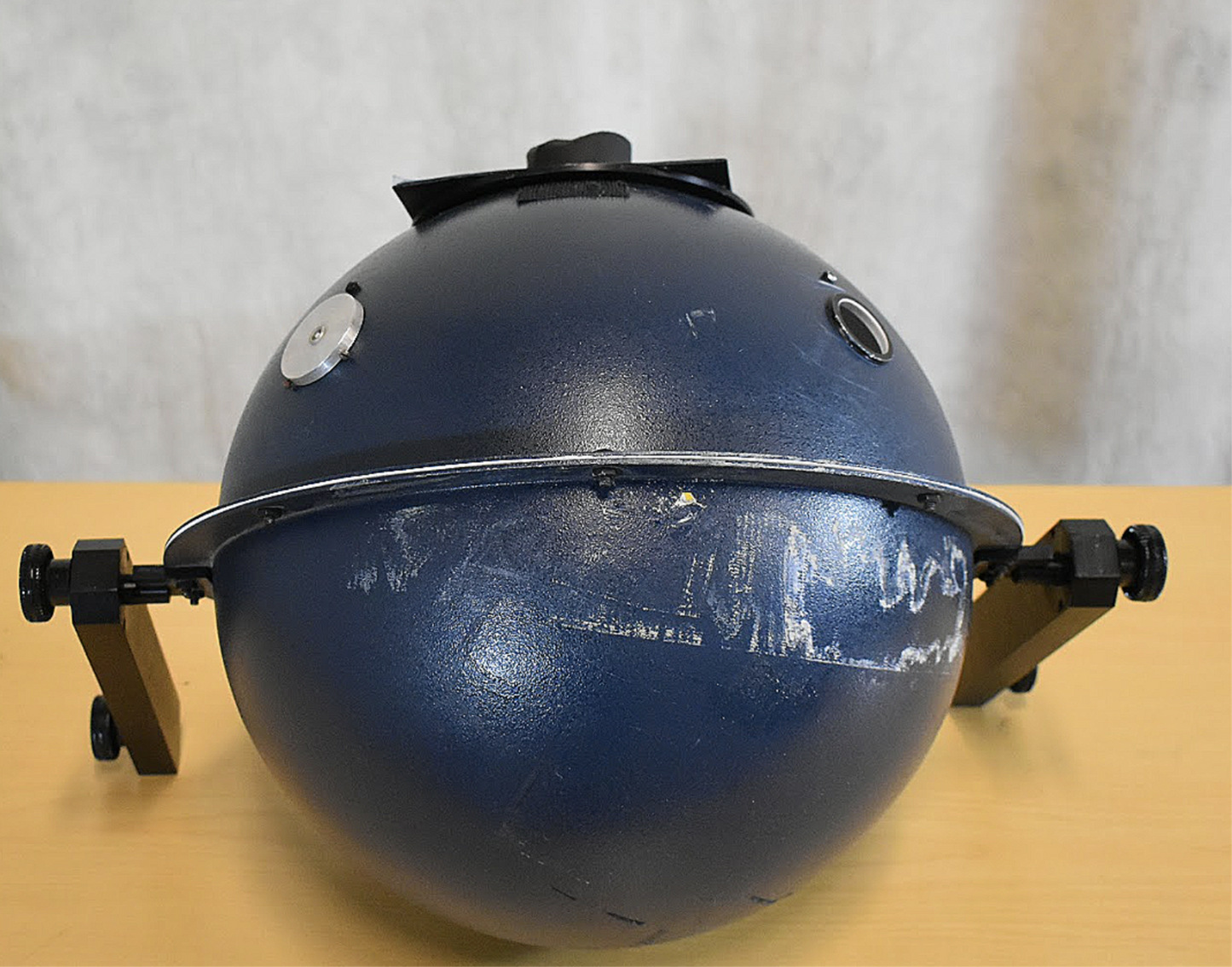 SET -Labsphere Uniform Source Sphere Integrating Sphere