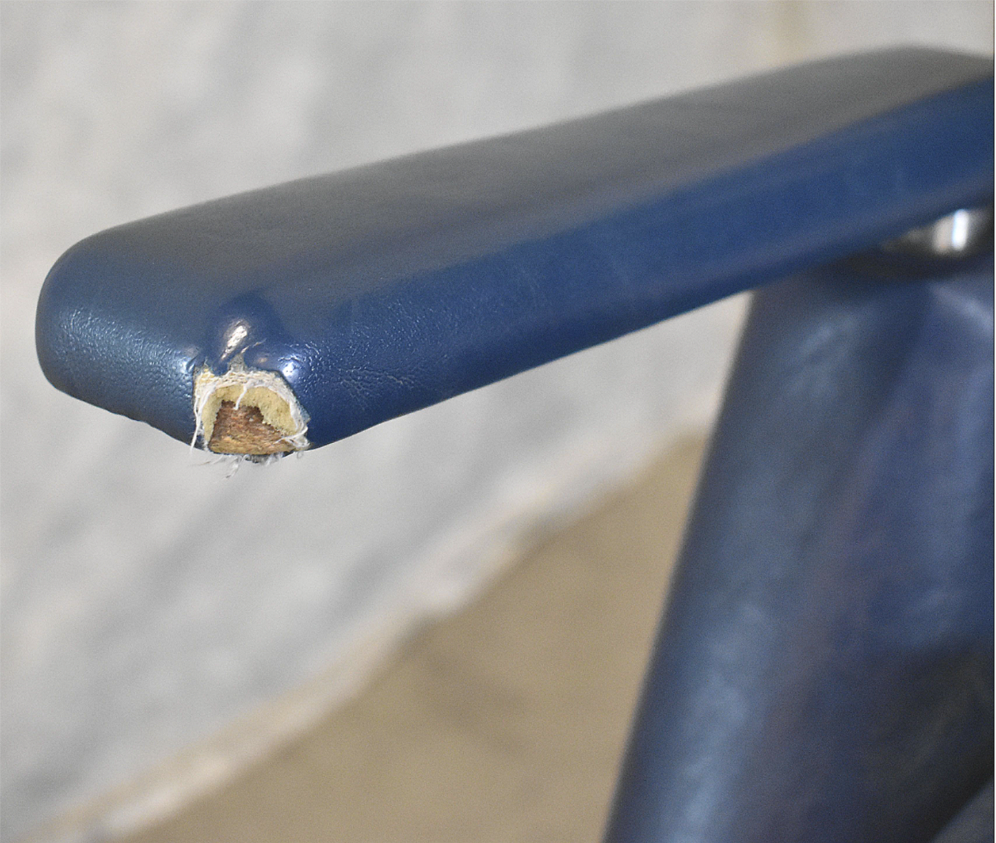 ROYAL 17 POWER HI-LO PROCEDURE EXAM CHAIR 90-DAY-WARRANTY WATCH-VIDEO FREE-SHIP