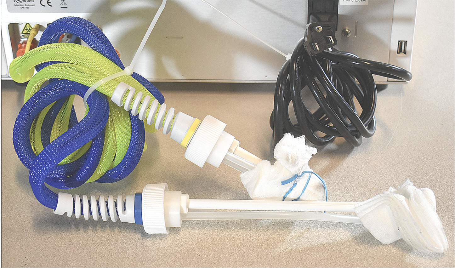 BECKMAN COULTER CYTOFLEX FLOW CYTOMETER "NO DONGLE" *FREE SOFTWARE* WATCH VIDEO!