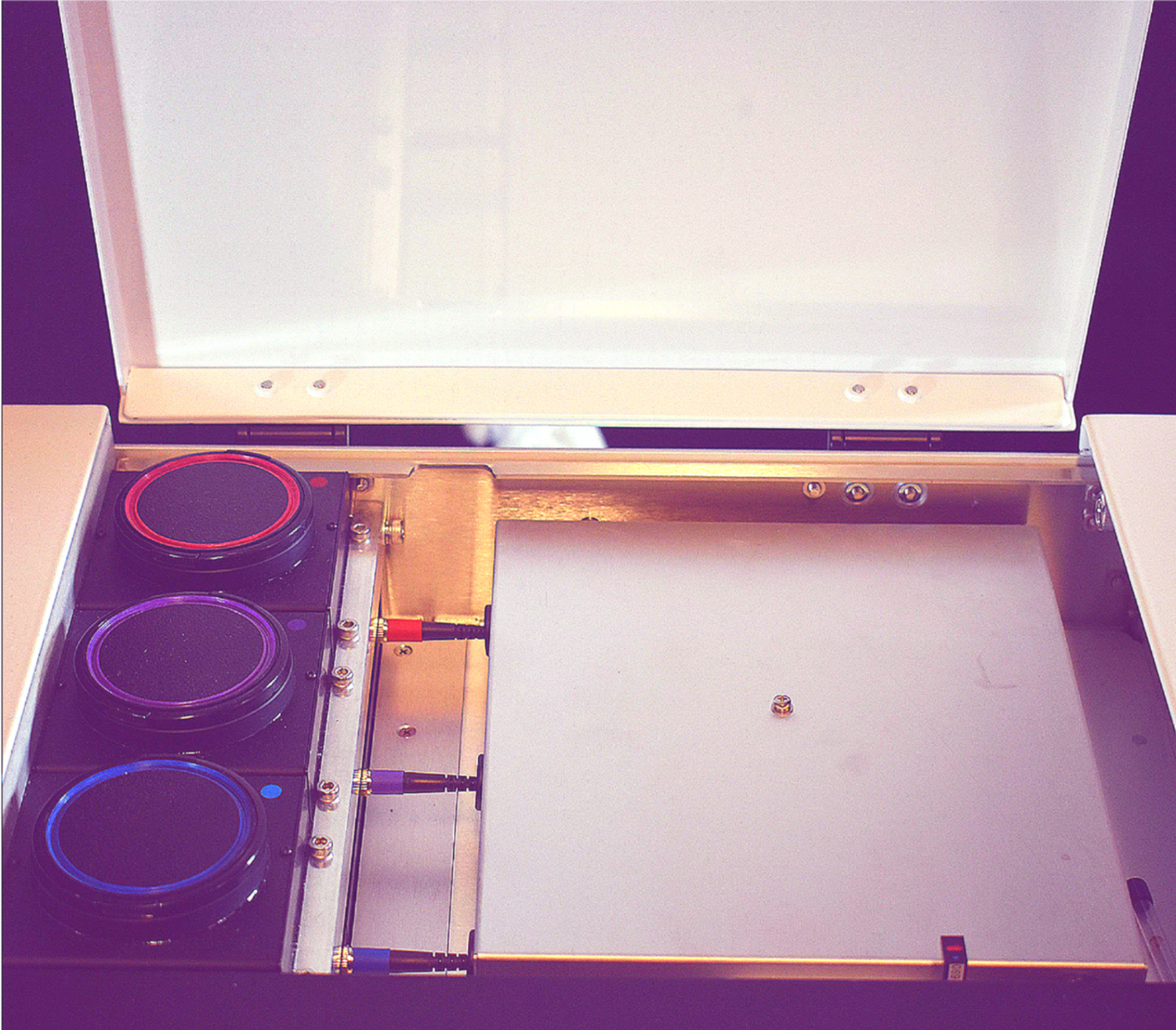 BECKMAN COULTER CYTOFLEX A00-1-1102 FLOW CYTOMETER