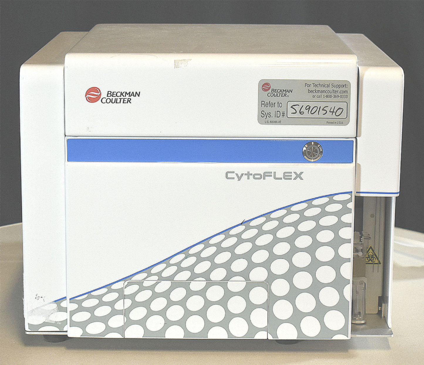 BECKMAN COULTER CYTOFLEX FLOW CYTOMETER "NO DONGLE" *FREE SOFTWARE* WATCH VIDEO!