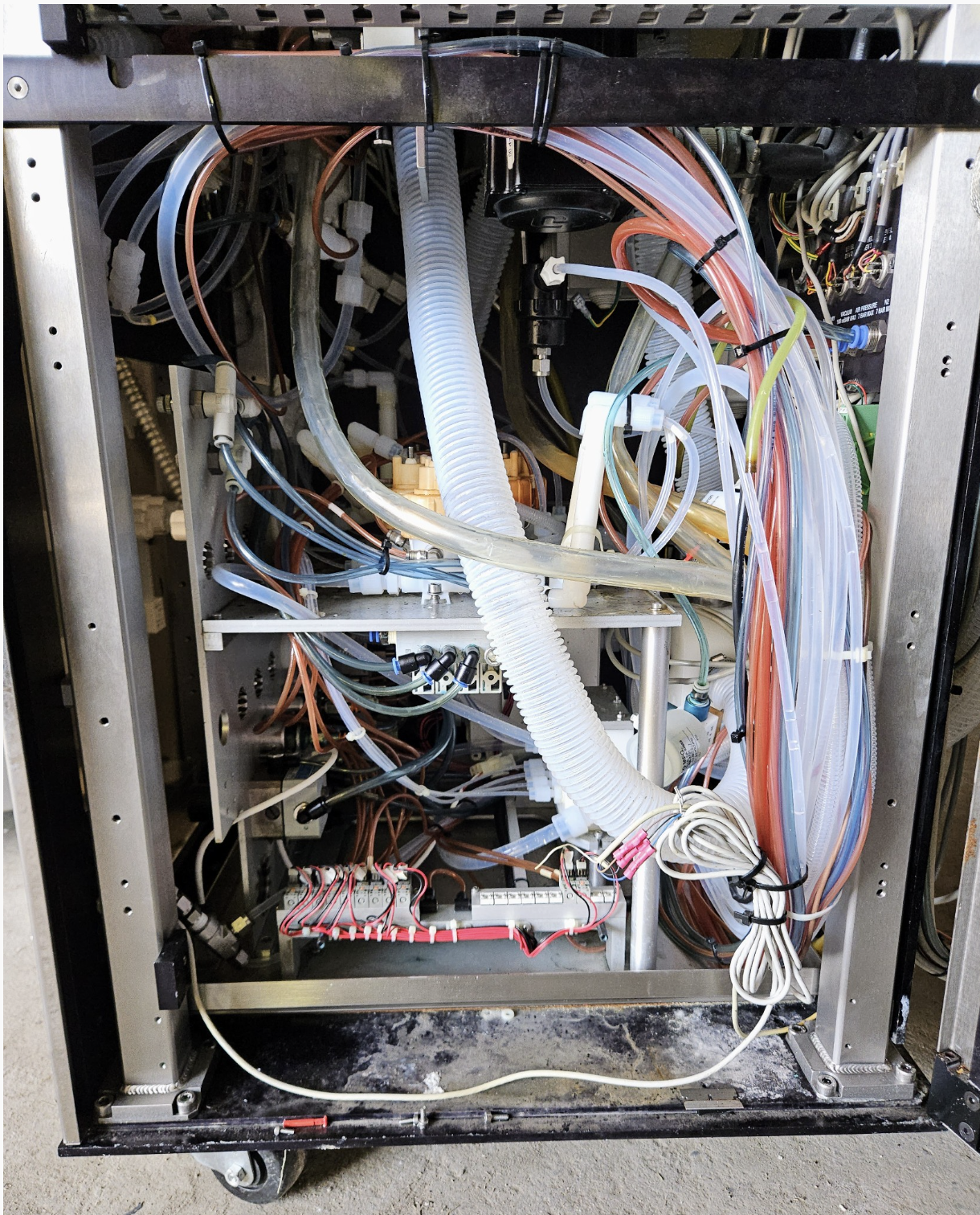 KARL SUSS GENMARK ACS 200 NANOFABRI CLUSTER RC-8 GYRSET GENCOBOT