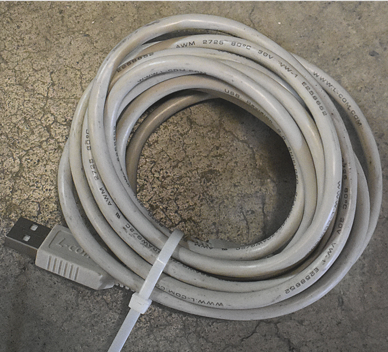 VARIAN 450-GC CHROMATOGRAPH MASS SPECTROMETER & ULVAC VACUUM PUMP WATCH VIDEO