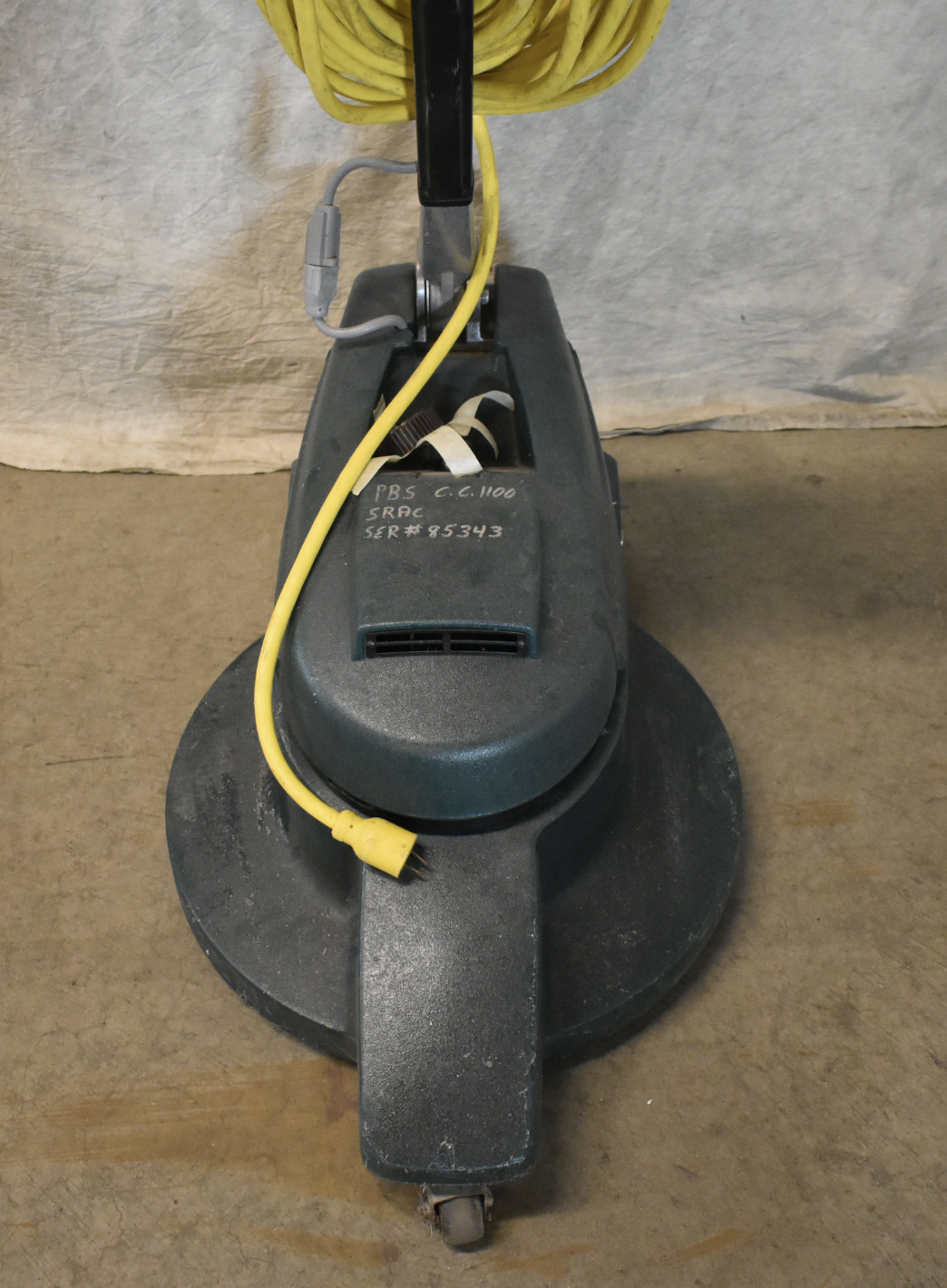 Tennant Ultra Shine 1000150 Floor Scrubber FREESHIP