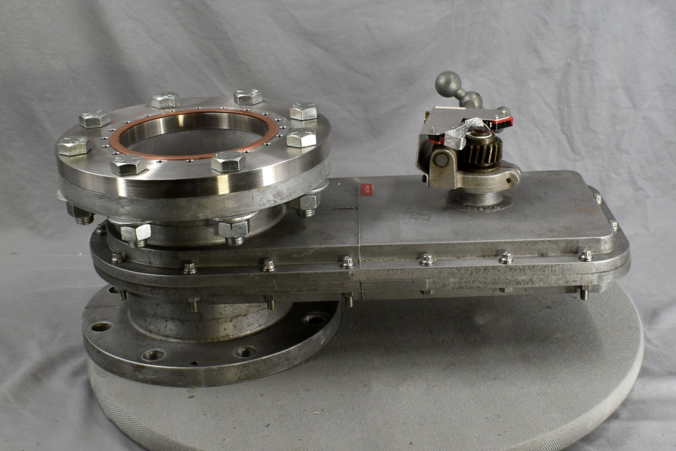 VACUUM RESEARCH CORP 3" MANUAL PNEUMATIC GATE VALVE FREE SHIP