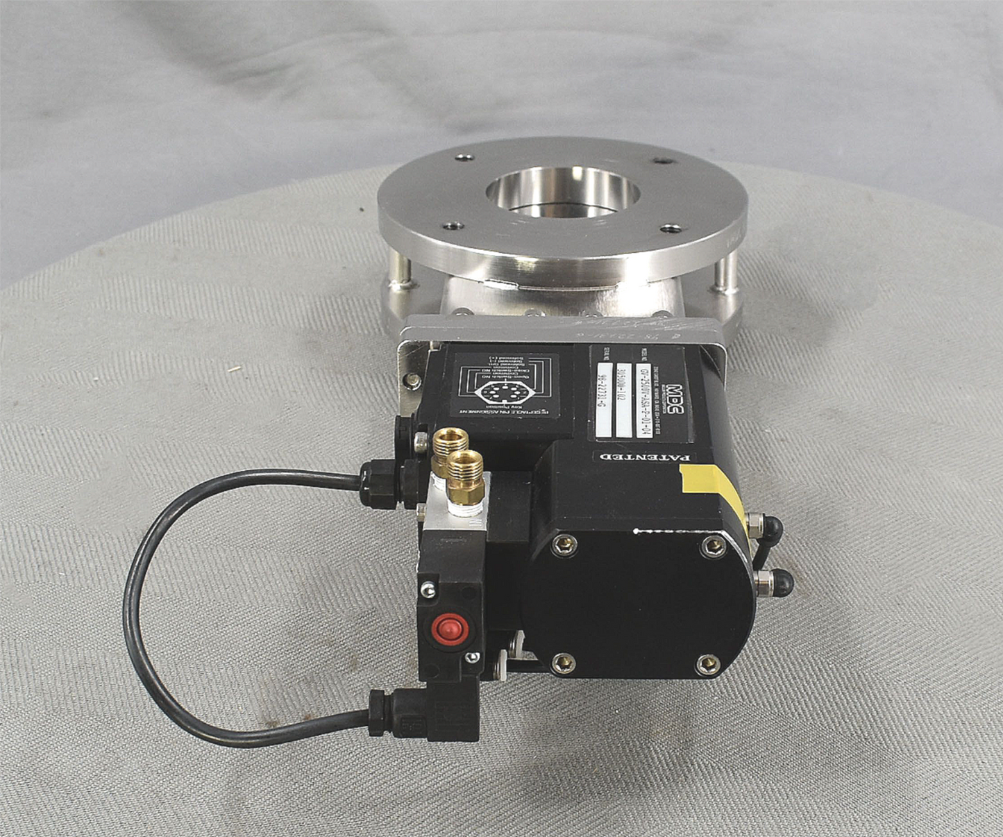 MDC GV-2500V-ASA-P-01-04 HIGH VACUUM ELECTRO PNEUMATIC GATE VALVE FREE SHIP