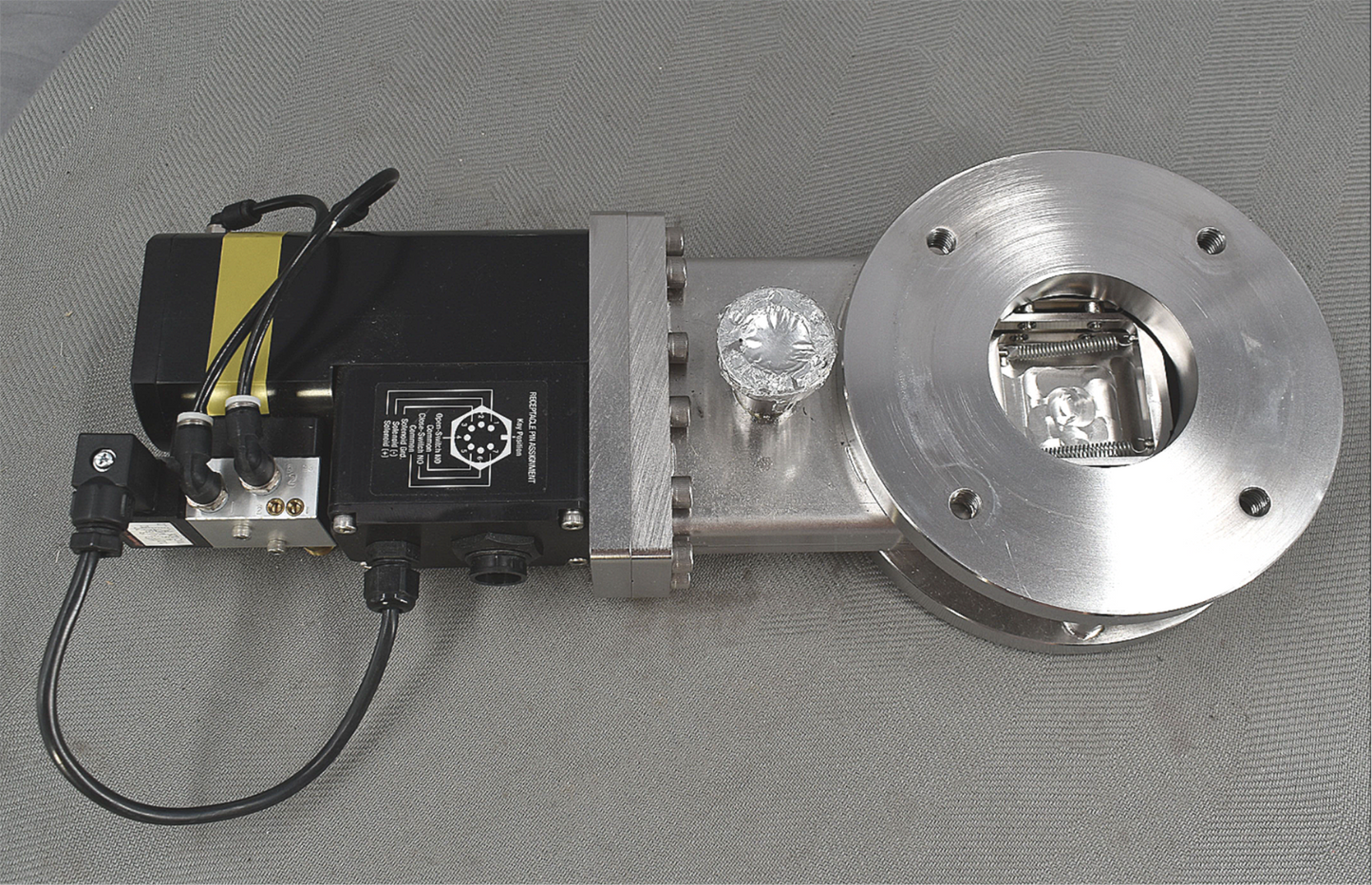 MDC GV-2500V-ASA-P-01-04 HIGH VACUUM ELECTRO PNEUMATIC GATE VALVE FREE SHIP