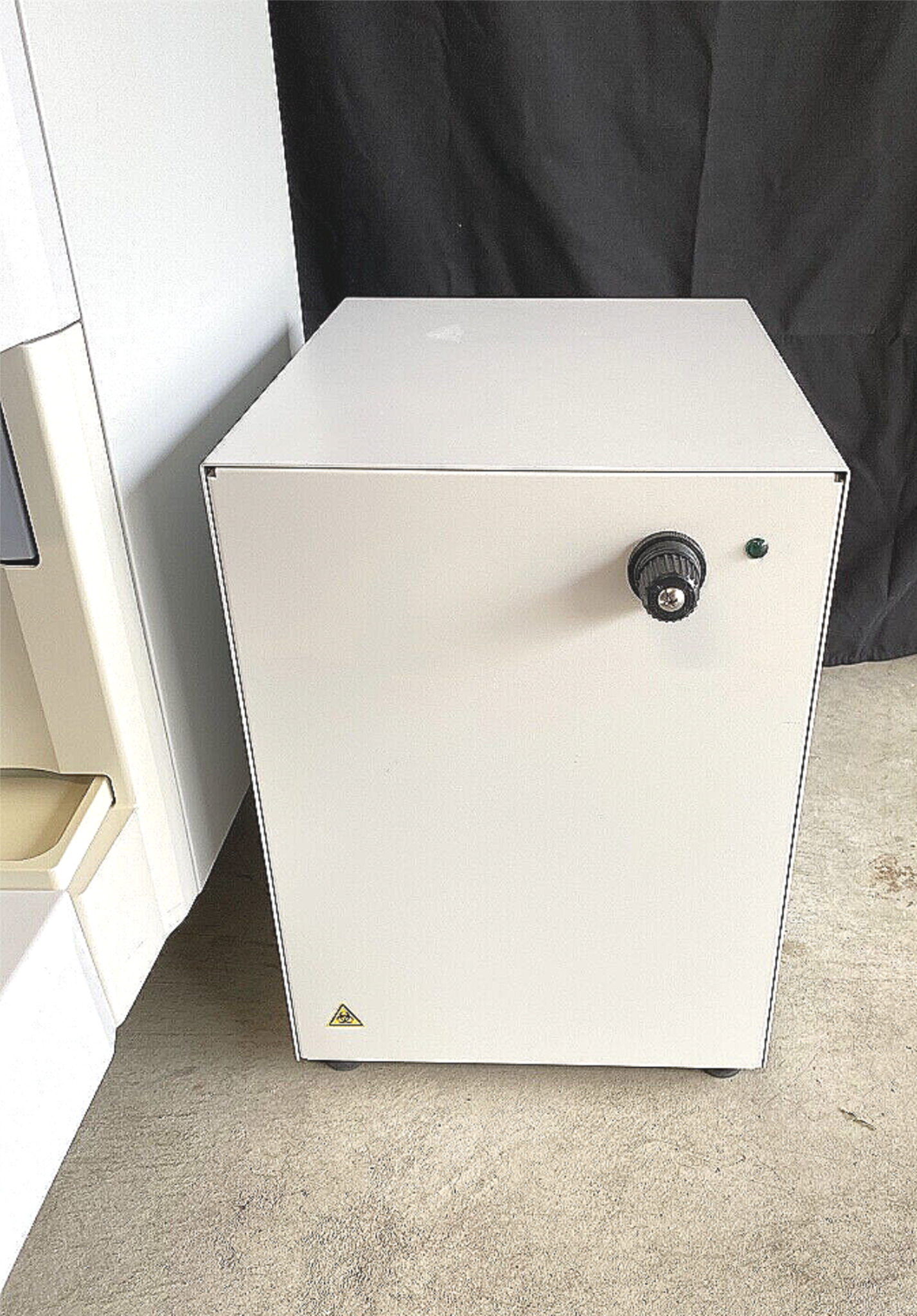 SISMEX XT-4000i AUTOMATED HEMATOLOGY ANALYZER XTseries & PNEUMATIC PU17 FREESHIP