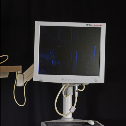 STRYKER SURGICAL NAVIGATION SYSTEM 6000-200 & SENSOR BAR & MONITOR but no CPU