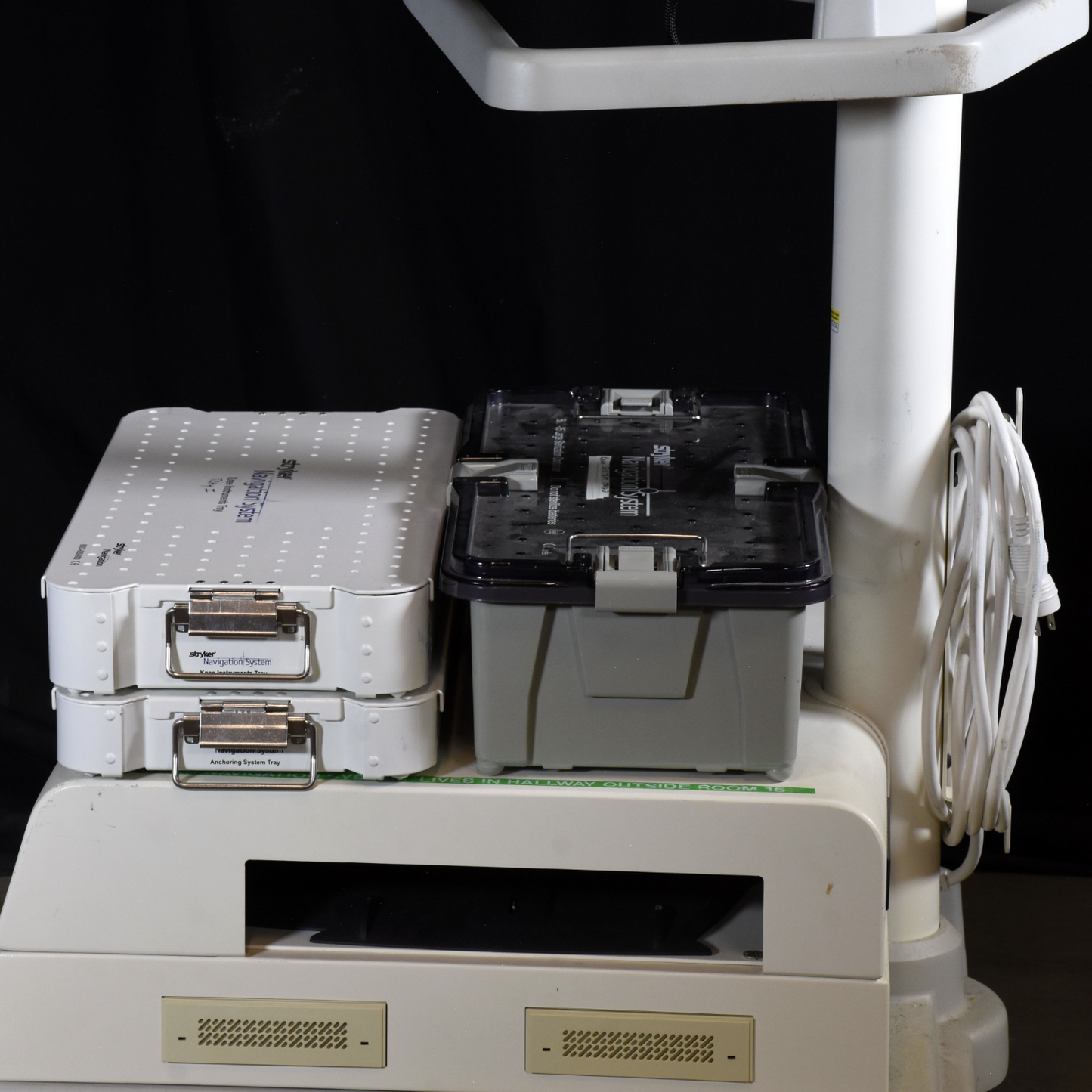 STRYKER SURGICAL NAVIGATION SYSTEM 6000-200 & SENSOR BAR & MONITOR but no CPU