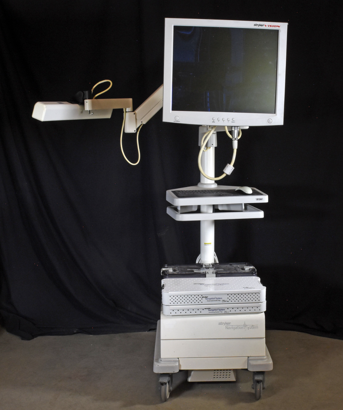 STRYKER SURGICAL NAVIGATION SYSTEM 6000-200 & SENSOR BAR & MONITOR but no CPU
