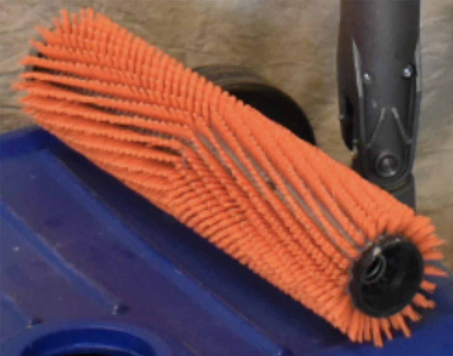 90-DAY-WARRANTY WINDSOR PIVOT IPX4 FLOOR SCRUBBER 2 BRUSHES WATCH-VIDEO FREESHIP