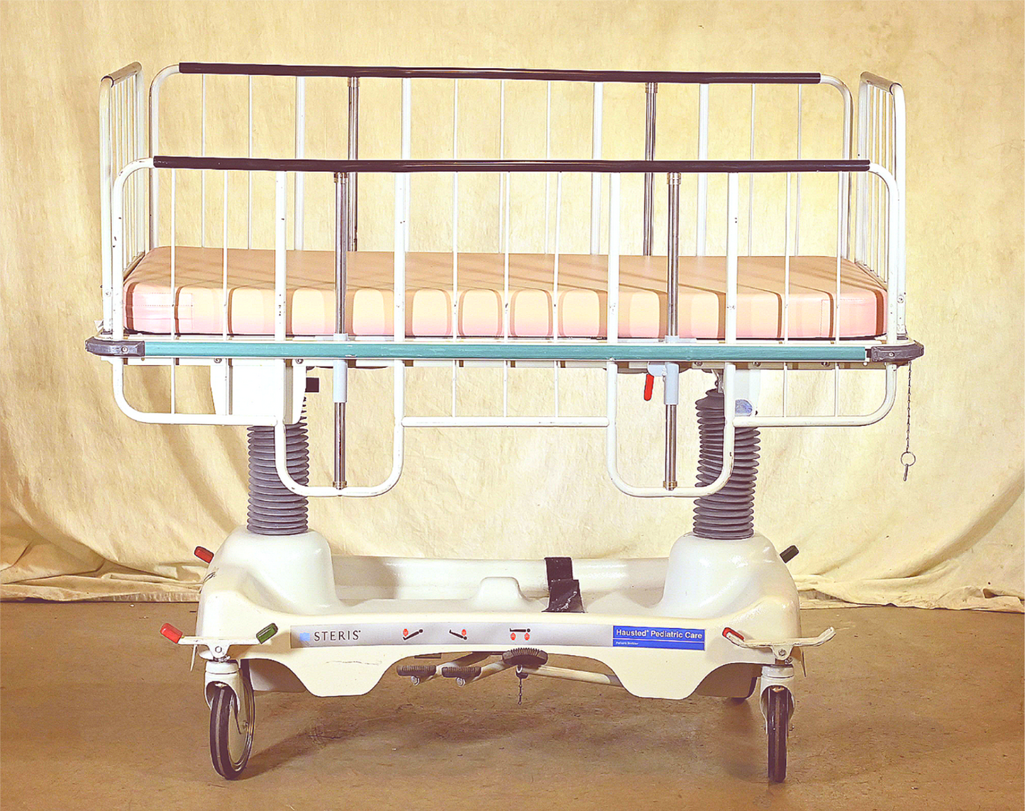 HAUSTED™ PEDIATRIC CRIB GURNEY COMPLETE with RAIL & MATTRESS WATCHVIDEO