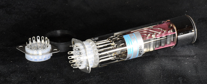 2 SHIMADZU GC-17A Gas Chromatograph 1 CMB-102GC 1 AOC-20i Autosampler & Injector